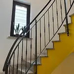 Apartman La Casa Di Gio' Maggiore Near Leonardo *
