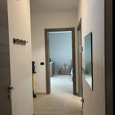 La Casa Di Gio' Maggiore Near Leonardo Apartament