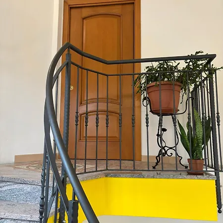 La Casa Di Gio' Maggiore Near Leonardo Apartament Dormelletto
