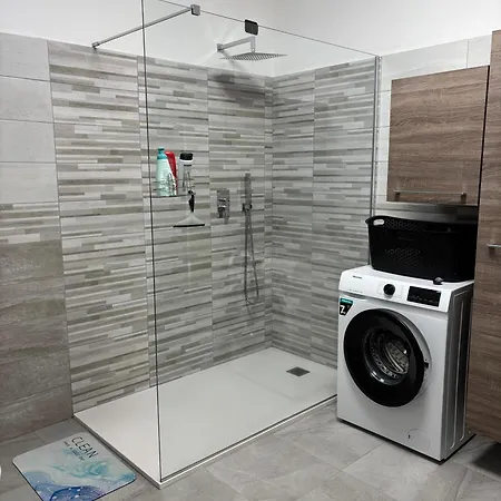 Apartament La Casa Di Gio' Maggiore Near Leonardo Dormelletto