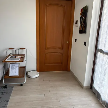 Lägenhet La Casa Di Gio' Maggiore Near Leonardo